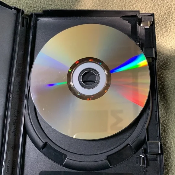 GUC Mad Men season 4 discs 1-3 - Picture 13 of 13